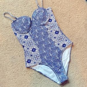 OndadeMar one piece blue patterned swimsuit